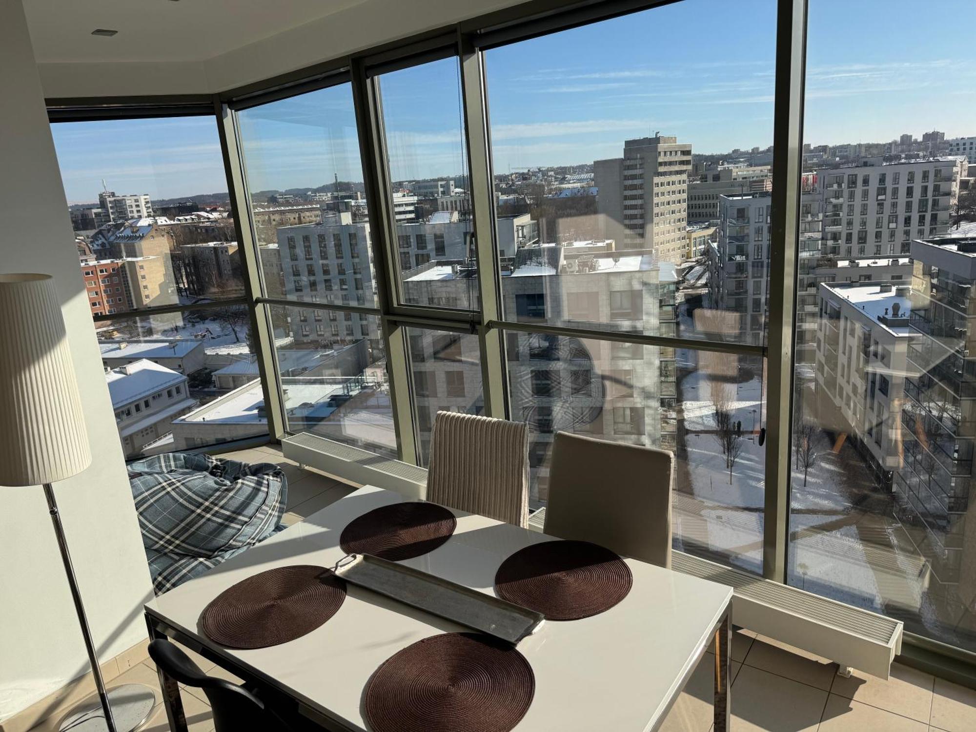 Helios Luxury Apartment In Vilnius Skyscraper Exterior photo